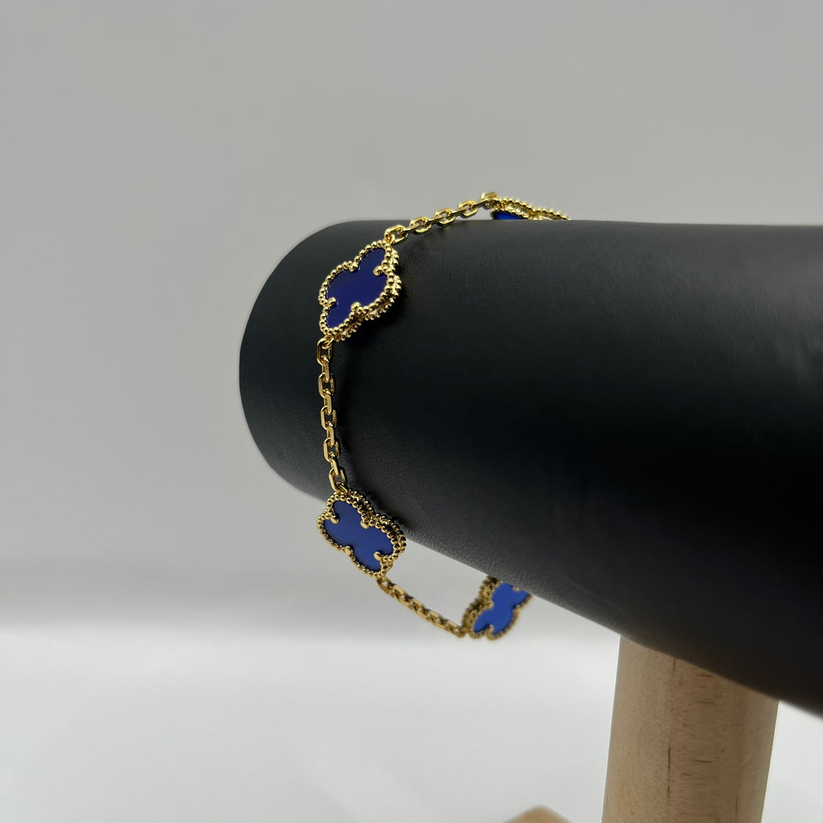 PULSERA TRÉBOL AZUL