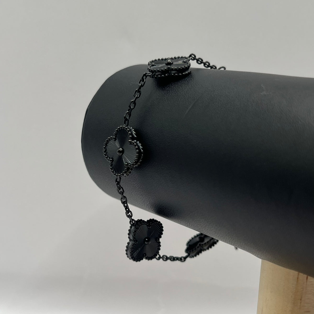 PULSO TRÉBOL TOTAL BLACK ACERO