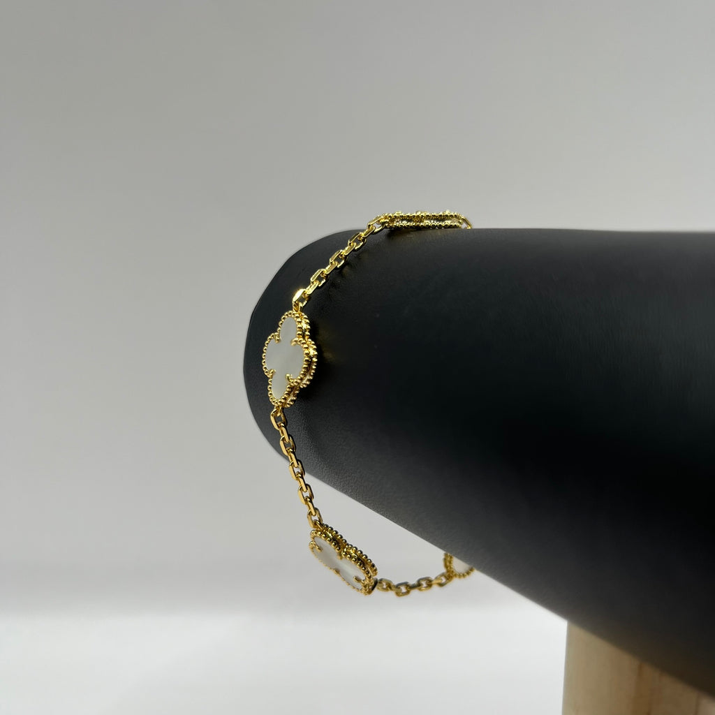 PULSERA TRÉBOL BLANCA