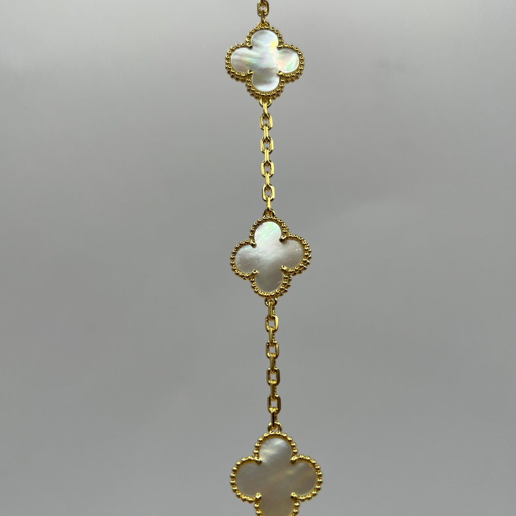 PULSERA TRÉBOL BLANCA