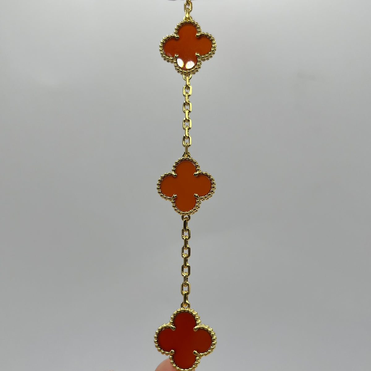 PULSERA TRÉBOL VINO 18K
